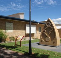 Chinchilla White Gums Art Gallery - Darwin Holiday