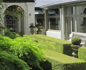 Duneira, Mt Macedon - Darwin Holiday 6