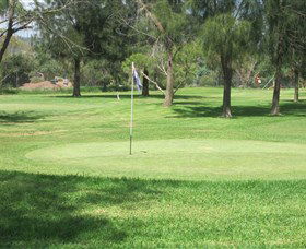 Wiradjuri Golf Centre - Darwin Holiday 0