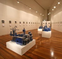Wagga Wagga Art Gallery - Darwin Holiday