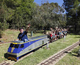Willans Hill Miniature Railway - Darwin Holiday 0