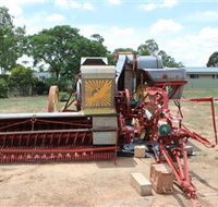 Ed's Old Farm Machinery Museum - Darwin Holiday