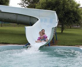 Albury Swim Centre - Darwin Holiday 0