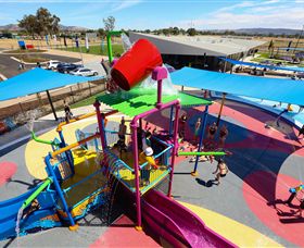 WAVES - Darwin Holiday 1