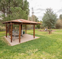 Bill Lyle Reserve picnic area - Darwin Holiday