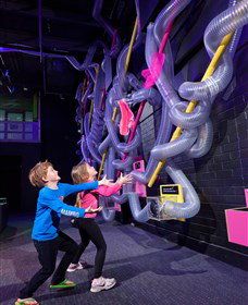 Questacon â€“ The National Science And Technology Centre - Darwin Holiday 1