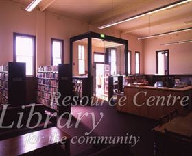 Sir Henry Parkes Memorial School Of Arts Tenterfield - Darwin Holiday 0