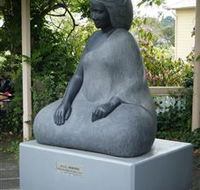 Peace Memorial - Darwin Holiday