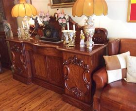 Peachtree Antiques - Darwin Holiday 2