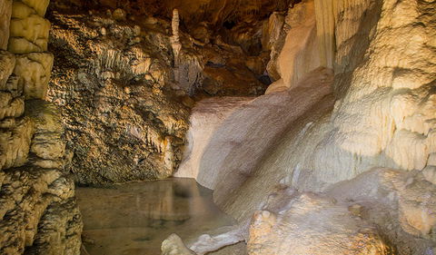 Kooringa Cave - Darwin Holiday 1
