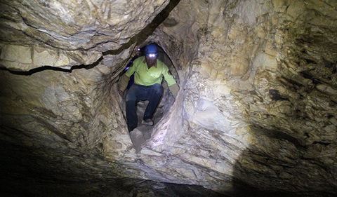 Dennings Labyrinth - Darwin Holiday 0