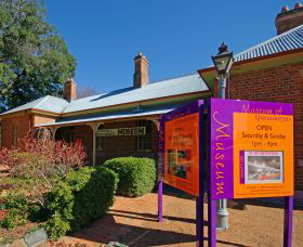 Queanbeyan Museum - Darwin Holiday 0