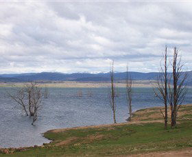 Lake Eucumbene - Darwin Holiday 0
