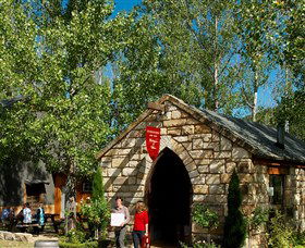 Stonehurst Cedar Creek Vineyard - Darwin Holiday 0