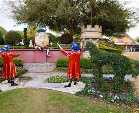 Hunter Valley Gardens - Darwin Holiday 5