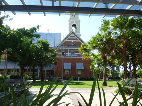 Maryborough Town Hall Green - Darwin Holiday 1
