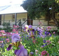 Raglan Gallery And Cultural Centre - Darwin Holiday