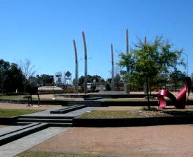 Sculpture Garden Campbelltown - Darwin Holiday 2