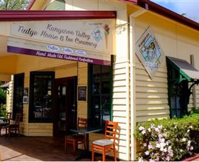 Kangaroo Valley Fudge House And Ice Creamery - Darwin Holiday 0