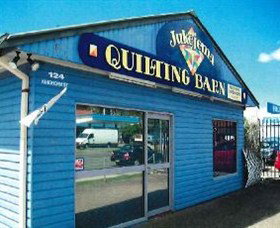 Jukejema Quilting Barn - Darwin Holiday 0