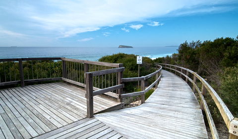 Tea Tree Picnic Area And Lookout - Darwin Holiday 0