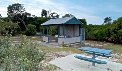 Tea Tree Picnic Area And Lookout - Darwin Holiday 1