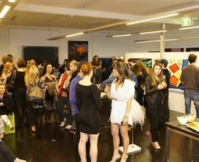 Bondi Art Lounge - Darwin Holiday 0