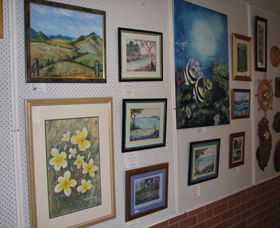 Clock Tower Gallery - Darwin Holiday 1