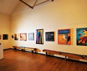 Blue Knob Hall Gallery And Cafe - Darwin Holiday 1