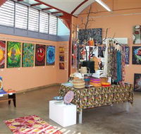 Dunghutti Ngaku Aboriginal Art Gallery - Darwin Holiday