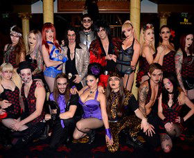 Draculas Cabaret Restaurant - Darwin Holiday 1
