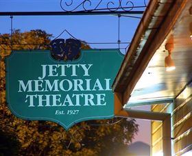 Jetty Memorial Theatre - Darwin Holiday 0