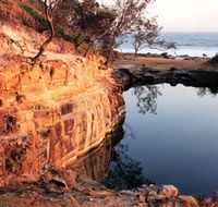 Angourie Blue Pool - Darwin Holiday