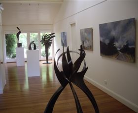 Ivy Hill Gallery - Darwin Holiday 0