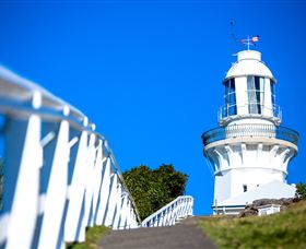 Smoky Cape Lighthouse Accommodation And Tours - Darwin Holiday 0