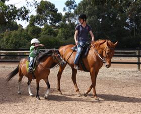 Mirravale Horse Riding School - Darwin Holiday 1