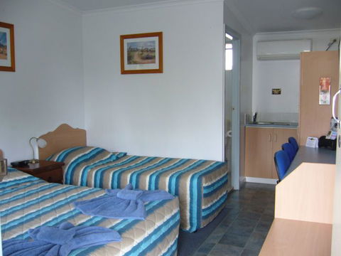 Kings Motor Inn And Steakhouse - Darwin Holiday 3