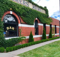 Farmers Arms Hotel  Art Suites Daylesford - Darwin Holiday