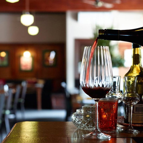 Farmers Arms Hotel & Art Suites Daylesford - Darwin Holiday 2