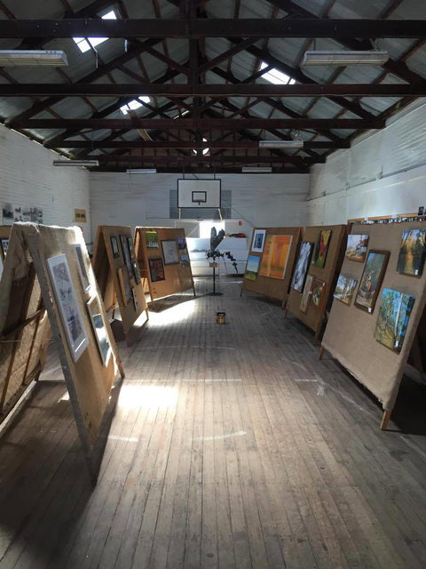 Glen Innes Art Gallery Inc - Darwin Holiday 2