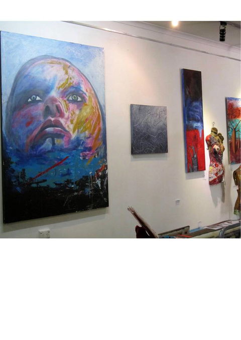 Art Ware House - Darwin Holiday 0