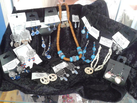 Temptations By The Water - Darwin Holiday 1