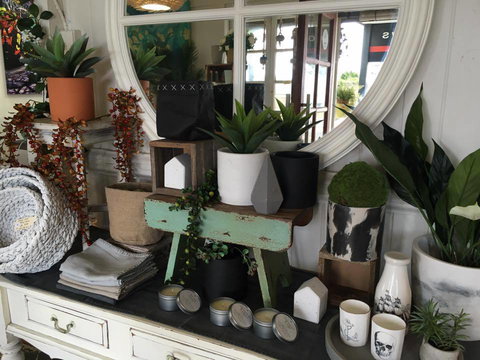 DBar Gallery - Darwin Holiday 2