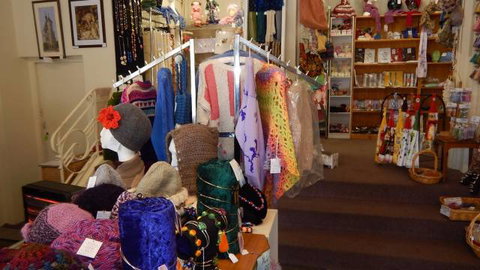 Gift Makers Of Yass - Darwin Holiday 0