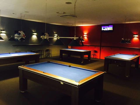 The Planet - Darwin Holiday 0