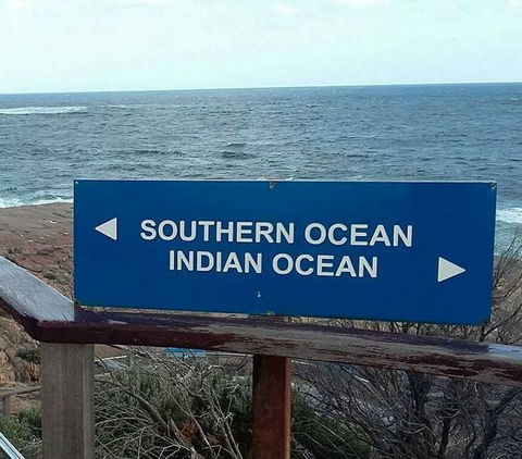 Margaret River, Caves, Wine And Cape Leeuwin Lighthouse Tour From Perth - Darwin Holiday 3