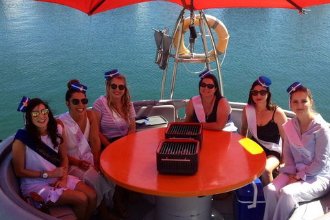 Self-Drive BBQ Boat Hire Mandurah - Group Of 7 - 10 People - Darwin Holiday 3