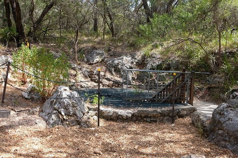 Ngilgi Cave Semi-guided Tour - Darwin Holiday 7