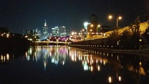 Spirit Of Melbourne Dinner Cruise - Darwin Holiday 10