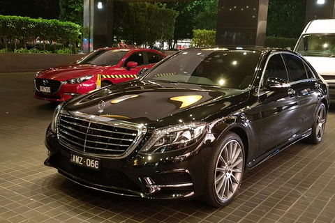Private Airport Transfer In Melbourne City In Luxury Vehicles - Darwin Holiday 8